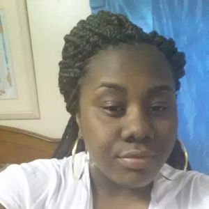 Meet your Posher, Kiya