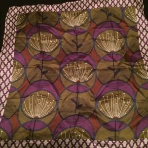 NWOT Patterned Scarf