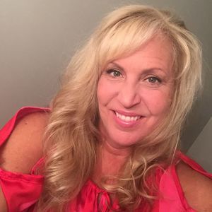 Meet your Posher, Felicia