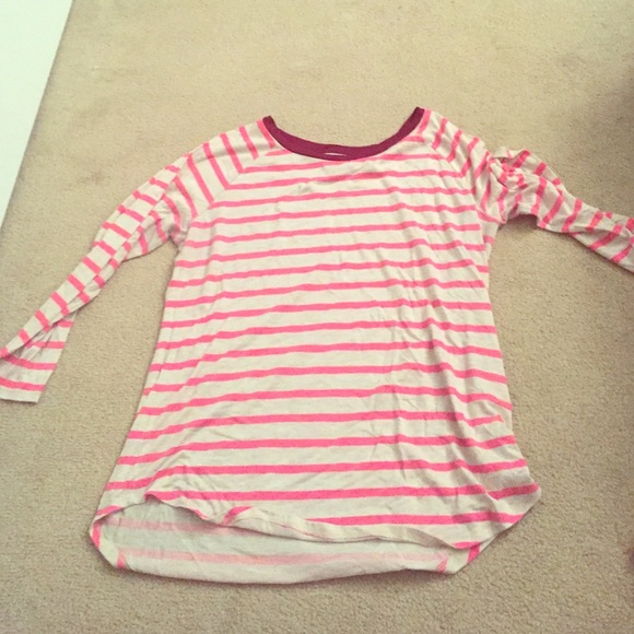 AE 3/4 sleeve t-shirt like new - Picture 1 of 1