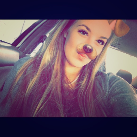 Meet your Posher, Alex