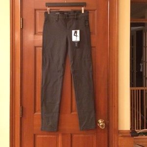 Liverpool Madonna Leggings