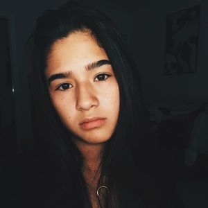 Meet your Posher, Isabel