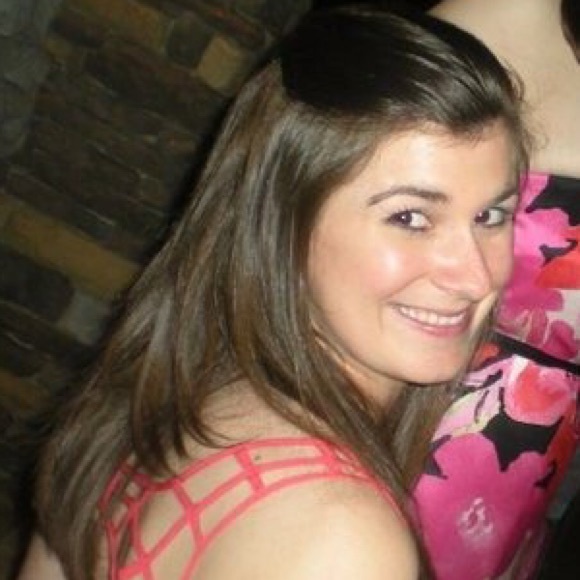 Meet your posher, Lacie - Picture 1 of 4