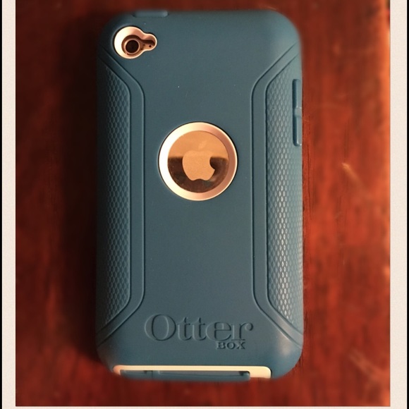 iPod 4 otter box case