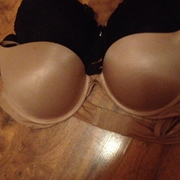 Tan Victoria's Secret bra