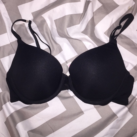 VS pink push up bra