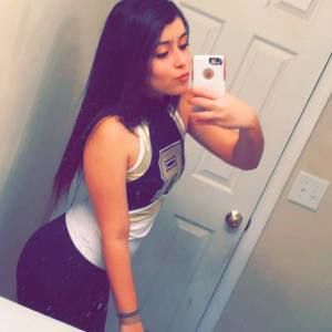 Meet your Posher, Carolina