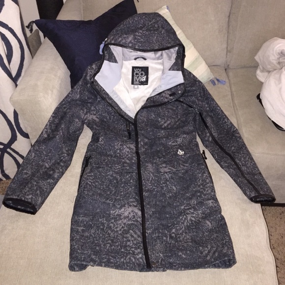 Volcom Ladies Jacket with Plush lining
