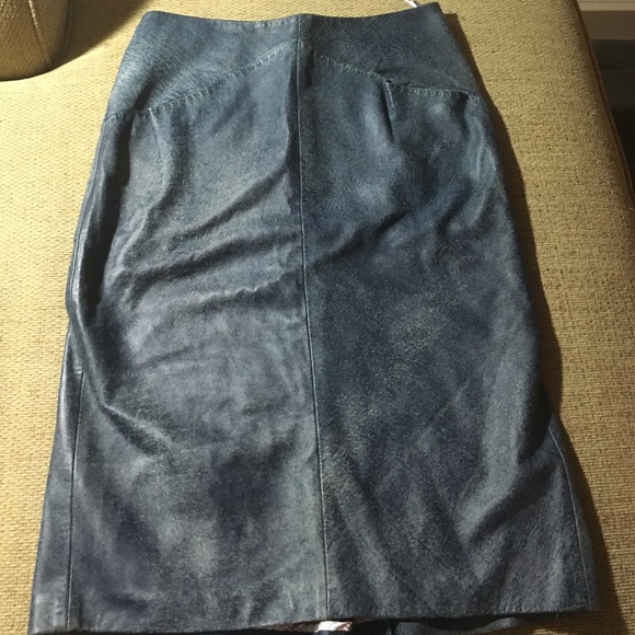 Fendi 100% leather skirt - IT46 **SOLD**