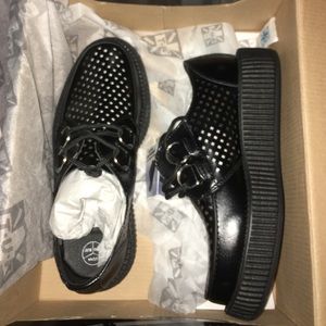 TUK viva creepers