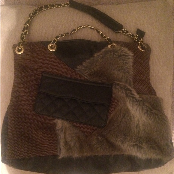 Purse - Picture 2 of 3