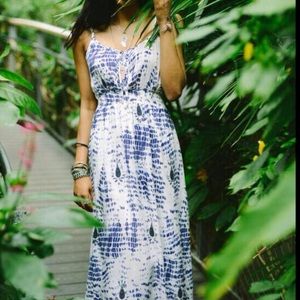 ONE HOUR SALE!😽Full length dress