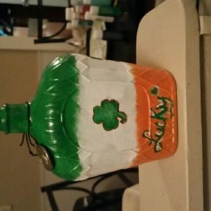 Meet your Posher, Lory