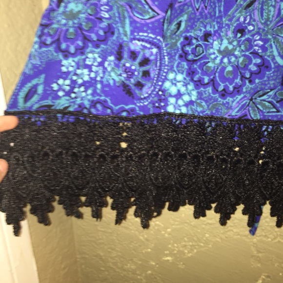 Urban Outfitters tank top blouse - Picture 3 of 3