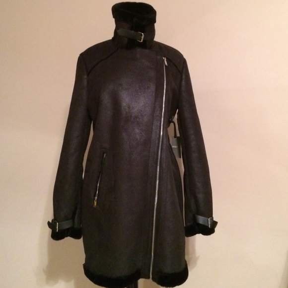 Forever 21 black bomber leather & fur lined coat - Picture 2 of 4