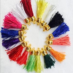 1 pcs tassels