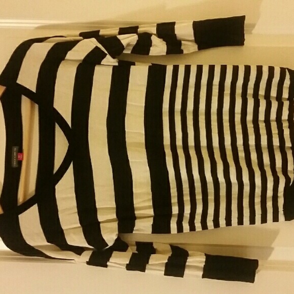 Vince Camuto Striped top