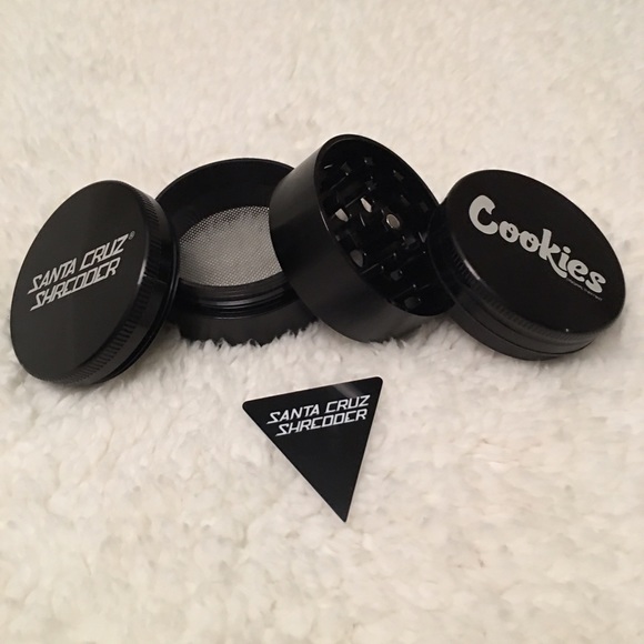 Tory Burch Accessories - NEW Santa Cruz Black Cookie Shredder Grinder SMALL