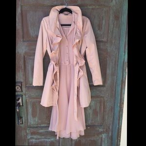 Lovely Blush tone Rain Coat! Medium, Size 6