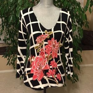 Michelle Nicole knit top