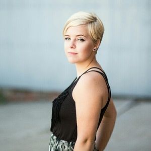 Meet your Posher, Haley