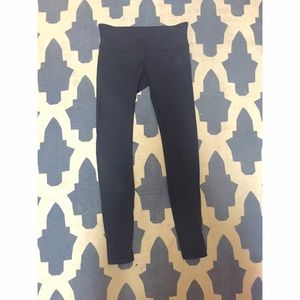 Black Wunder Under III Leggings