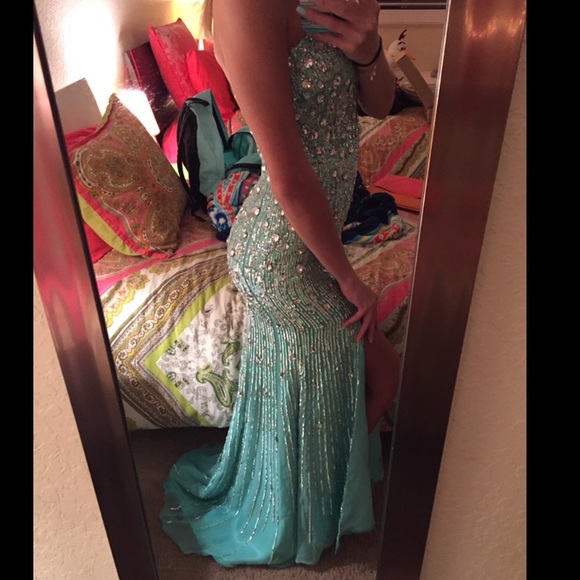 GORGEOUS Sherri Hill Prom Dress! - Picture 4 of 4