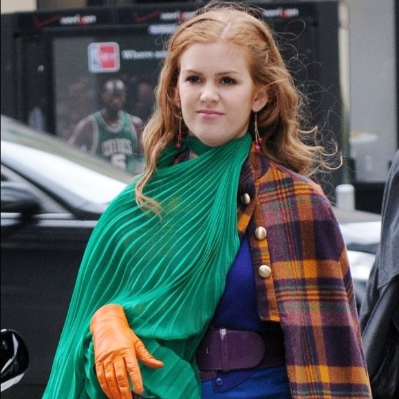 Pleated green scarf