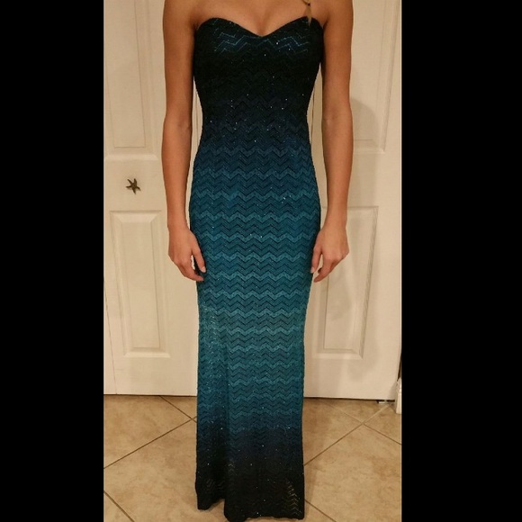 mermaid prom dress! - Picture 1 of 3