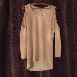 Charlotte Russe Open Shoulder Shirt 😍