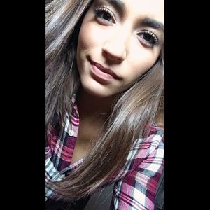 Meet your Posher, Alyssa