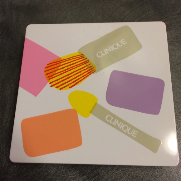 Clinique duo eye shadow with brushes