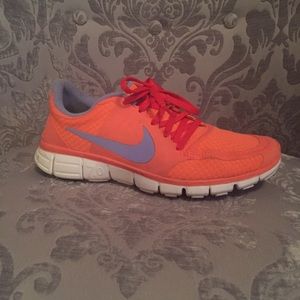 Good Used Condition Nike Free 7.0
