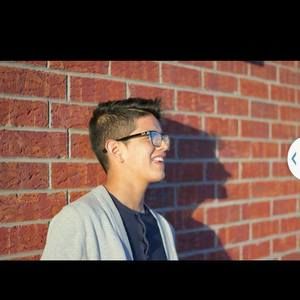 Meet your Posher, Ismael