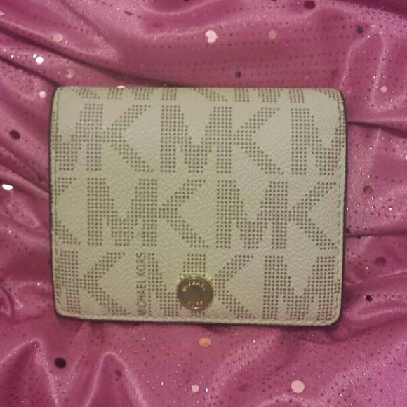 Great Deal. Original Michael Kors Wallet