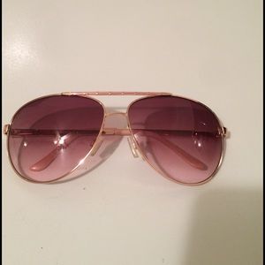 Steve Madden Aviator Sunglasses
