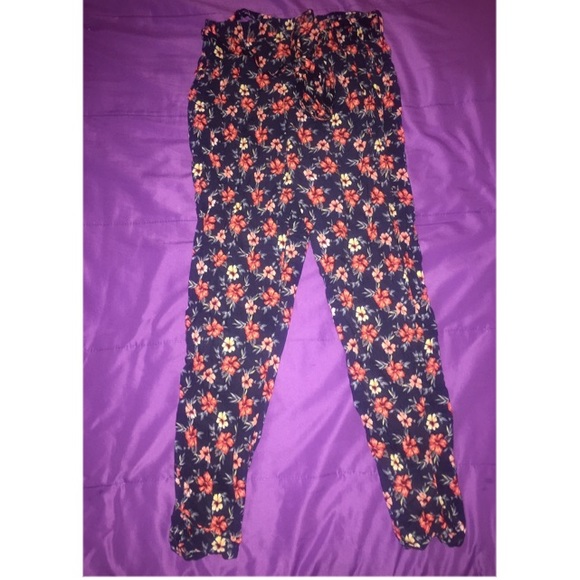 Hollister Floral Jogger Pants
