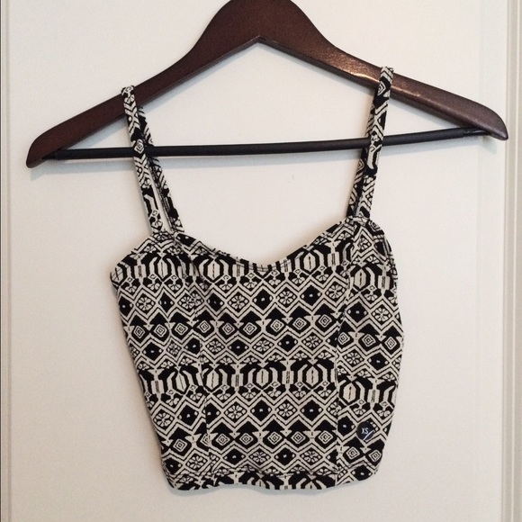 Hollister Tribal Crop top