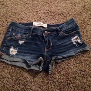 Hollister ripped Jean shorts