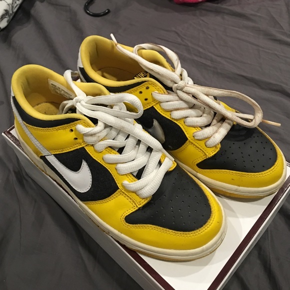 Nike - Youth Sneakers