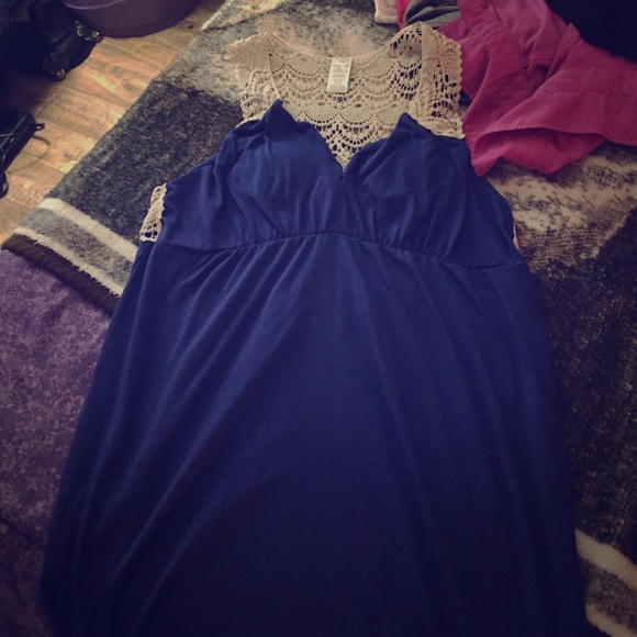 Medium Leigh blue dress