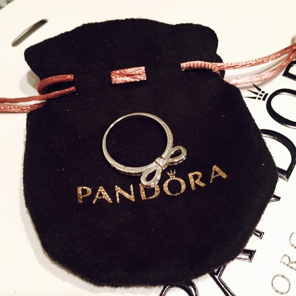 Bow knot ring. - Picture 4 of 4