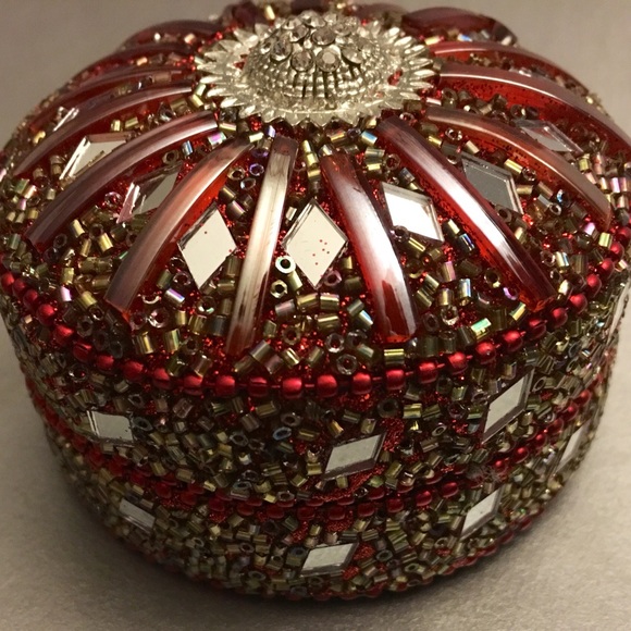 Beaded stash box