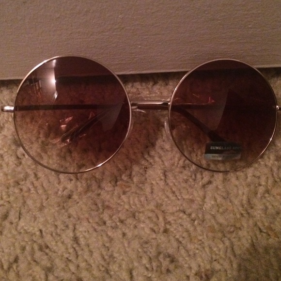 Gold and brown round sunglasses