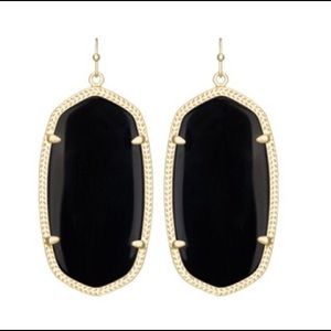 Kendra Scott Earrings in Black