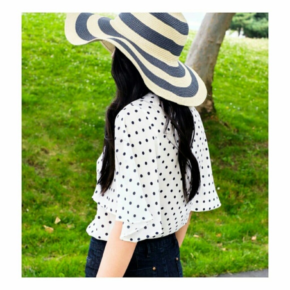 Zara Trafaluc Polka Dot Flutter Blouse