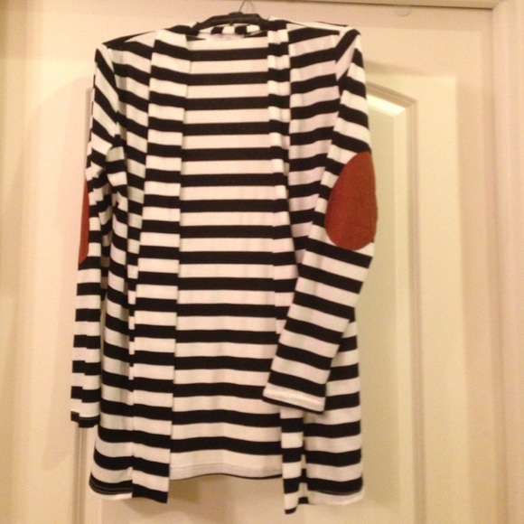 Elbow patch cardigan NWOT