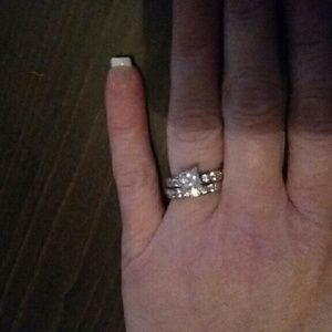 Meet your Posher, Marie