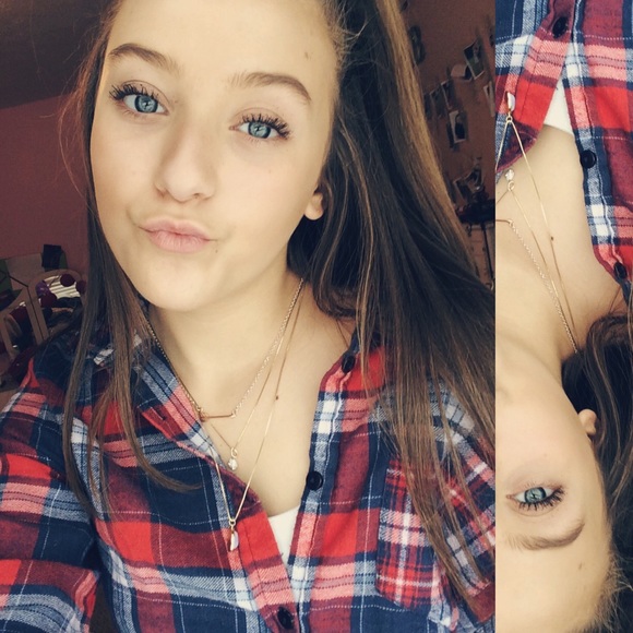 Meet your Posher, Brooke - Picture 1 of 1